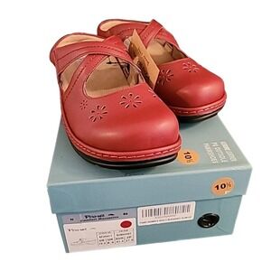 PAMIR Leather Mules Clogs Women's 10.5 M‎ Red Burgundy Comfort NEW in BOX